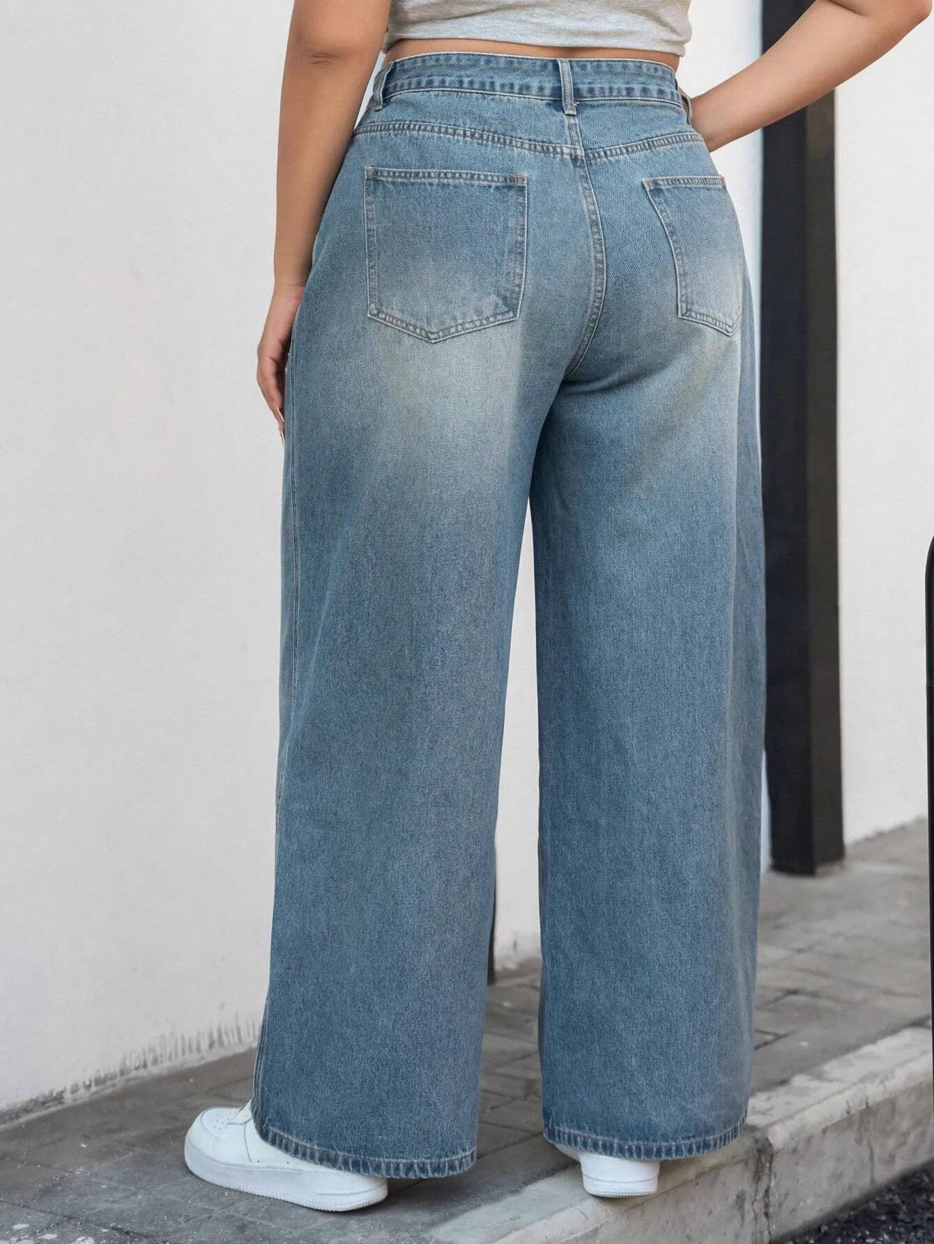 Plus Size Washed and Faded Loose Denim Pants for Women with Pockets, Wide-Leg Jeans, Relaxed Fit Denim