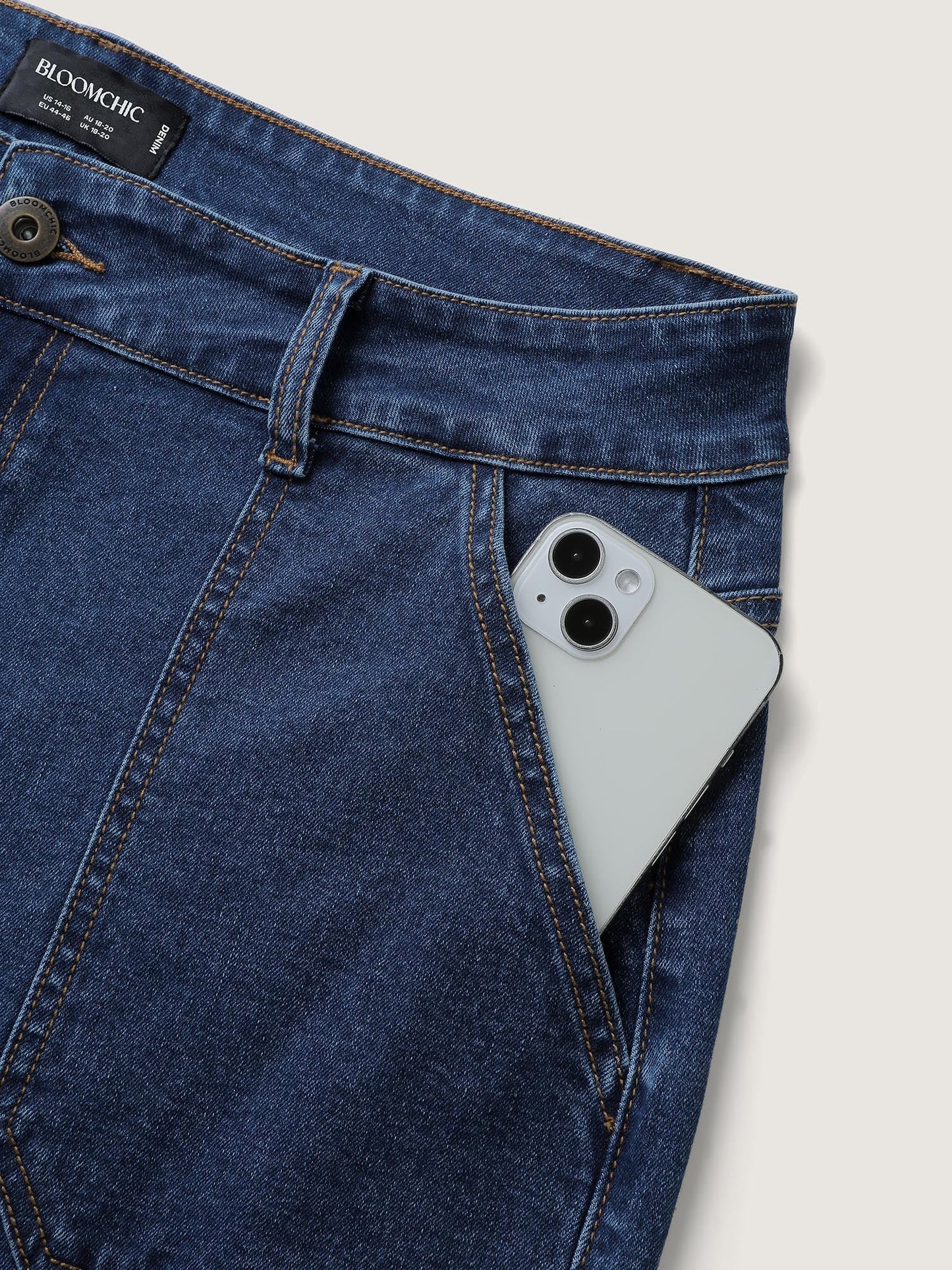 Side Pockets Wide-Leg Jeans