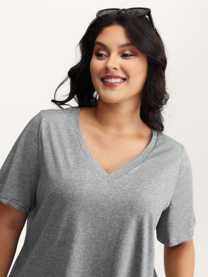 Stretchy V-Neck Solid T-Shirt